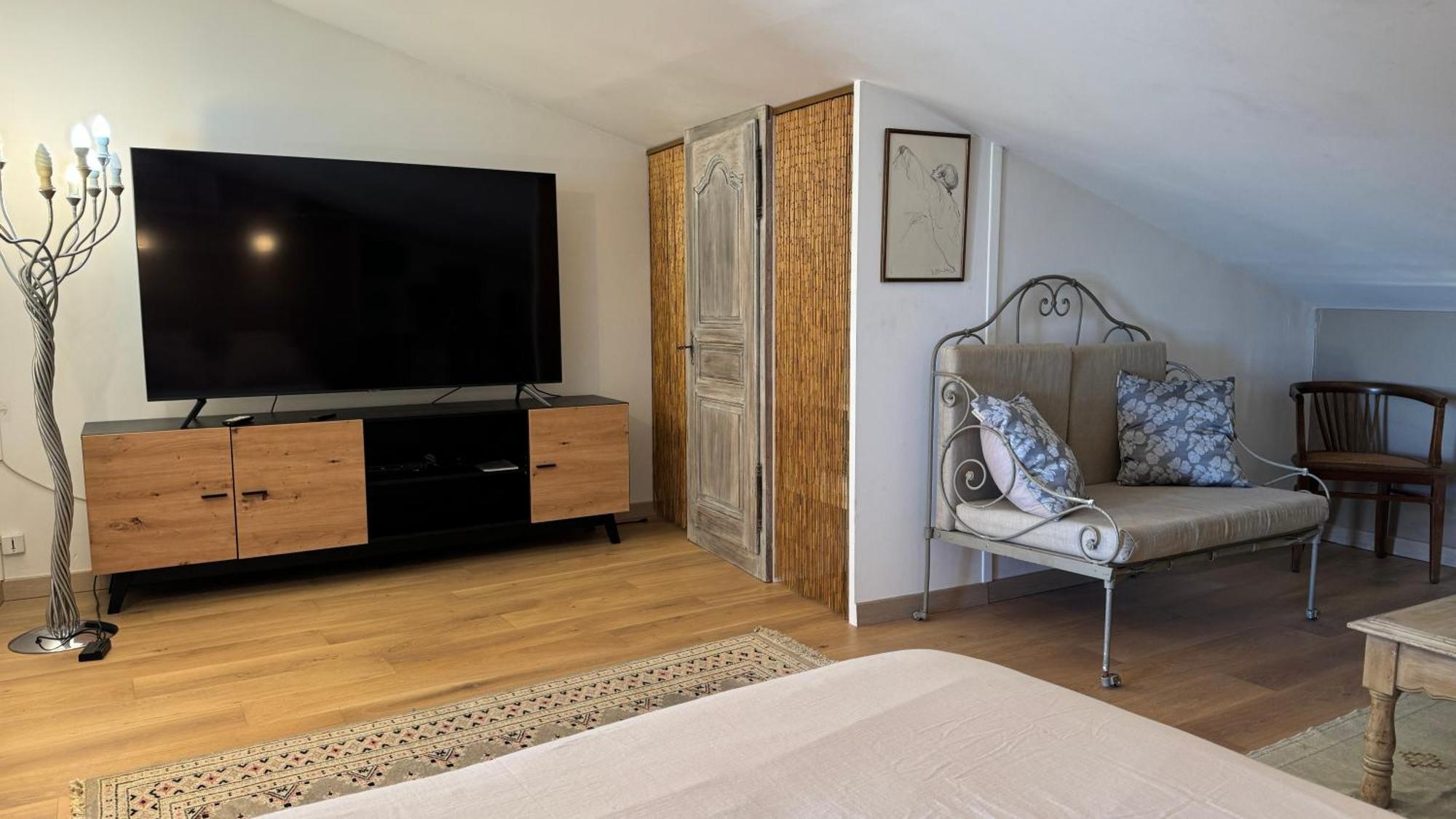 Caillette Bed & Breakfast Везон ла Ромен Екстериор снимка